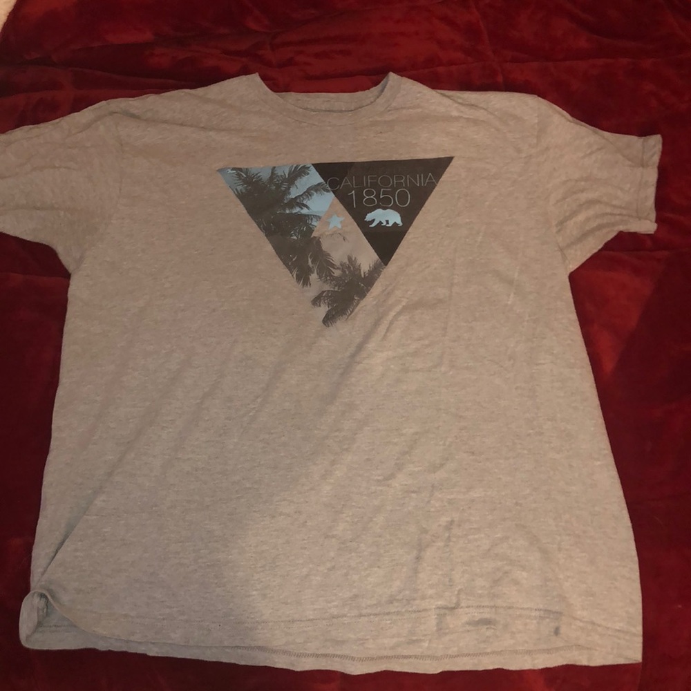Grey t-shirt